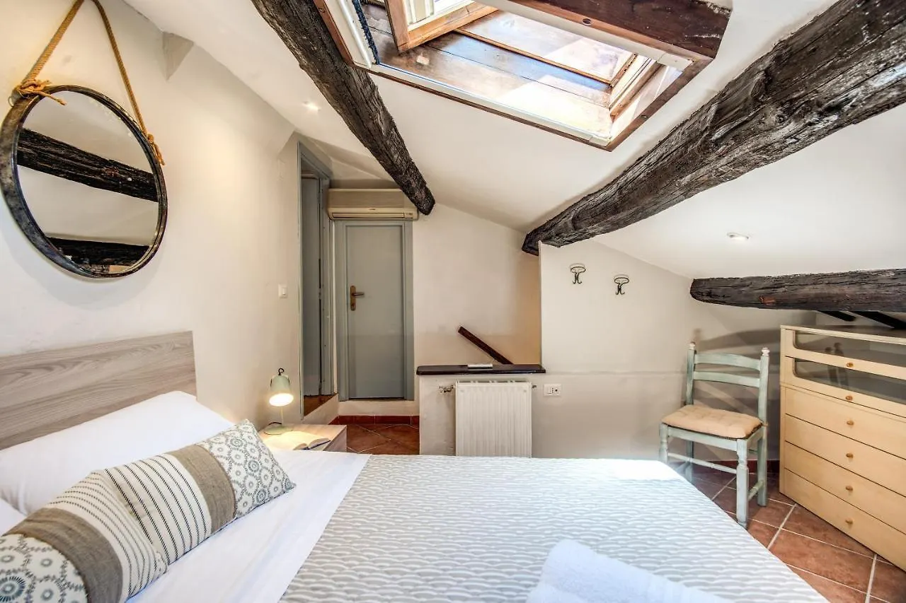شقة La Casa Nel Borgo Di أوستِيا أنتيكا إيطاليا